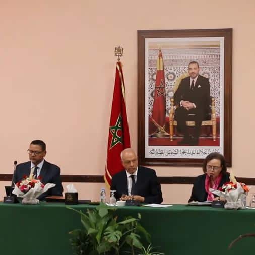 Monsieur le Wali de la Région préside une réunion du comité du Complexe Social Régional Dar el Kheir walkarama Tit Mellil